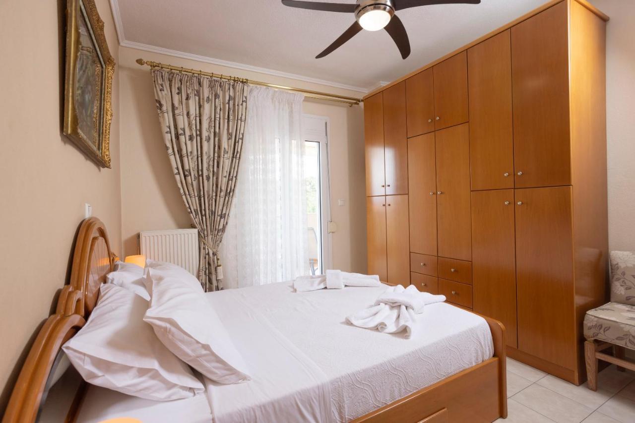 Holiday Villa 페프코초리 외부 사진